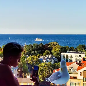 https://pokoje-przy-plazy-sopot-81-775.sopothotels.com